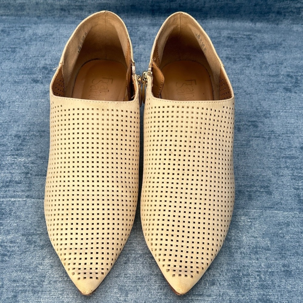 Franco Sarto Womens Beige Perforated Leather Pointed Toe Kitten Heel Booties 8.5